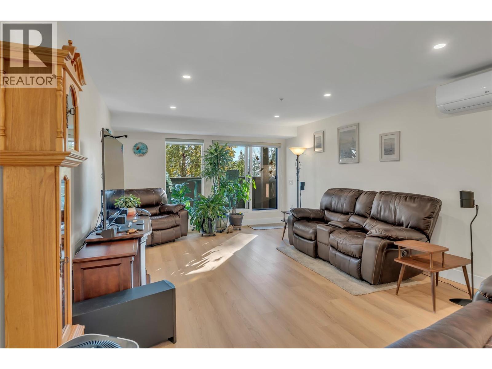 217 Elm Avenue Unit# 102, Penticton - Image 1
