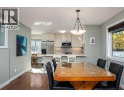 Kitchen - 7364 L & A Road, Vernon, BC V1B3S6 Photo 14