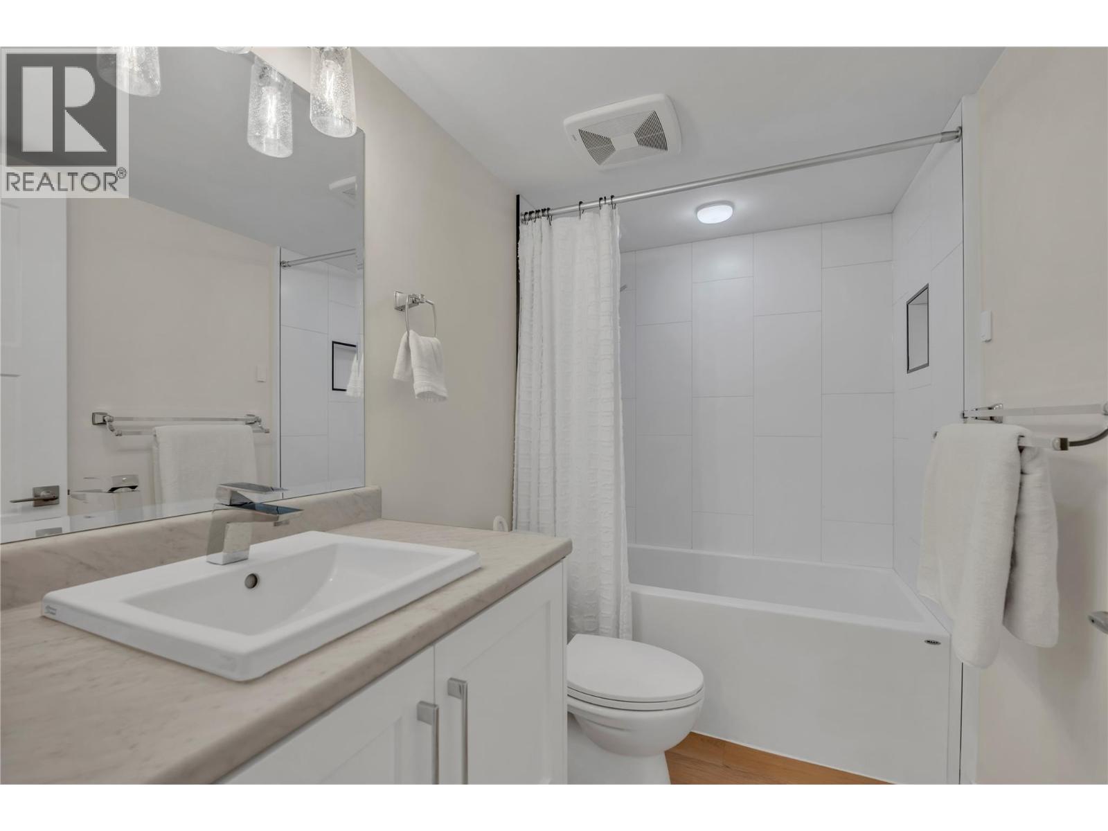 217 Elm Avenue Unit# 102, Penticton - Image 1