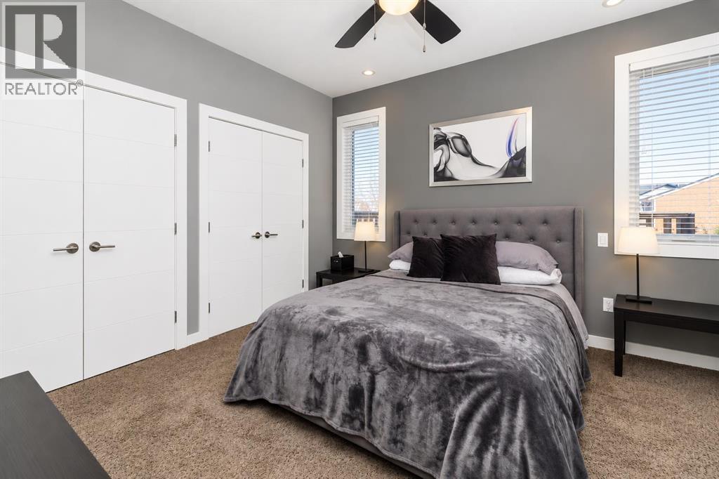 Listing photo – 518 Oak Street S, Springbrook