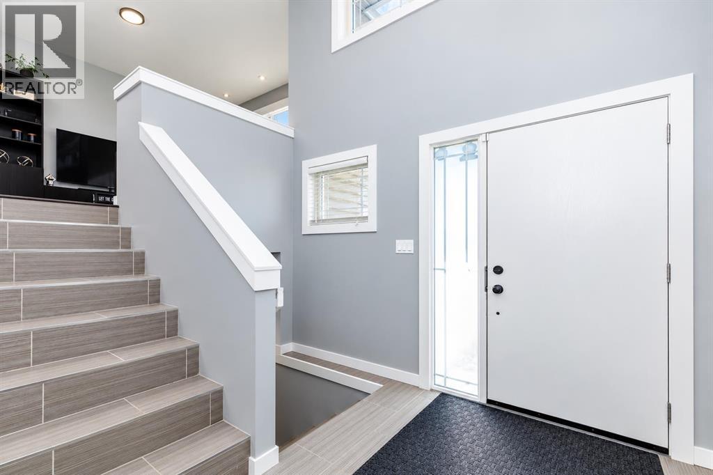Listing photo – 518 Oak Street S, Springbrook