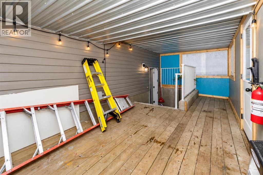 Listing photo – 518 Oak Street S, Springbrook