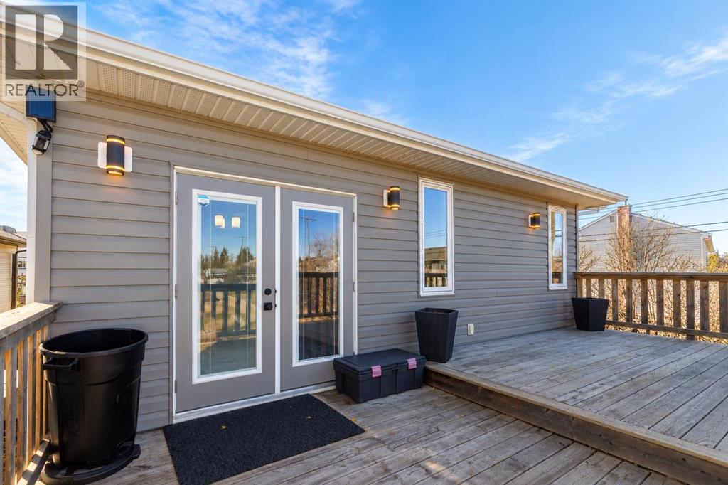 Listing photo – 518 Oak Street S, Springbrook