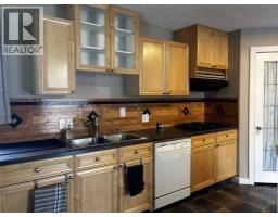 4923 52 Avenue, Taber, AB T1G1H6 Photo 17