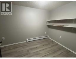 4923 52 Avenue, Taber, AB T1G1H6 Photo 32