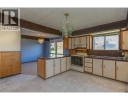 Kitchen - 3256 Mountain Road, Moncton, NB E1G2W8 Photo 11