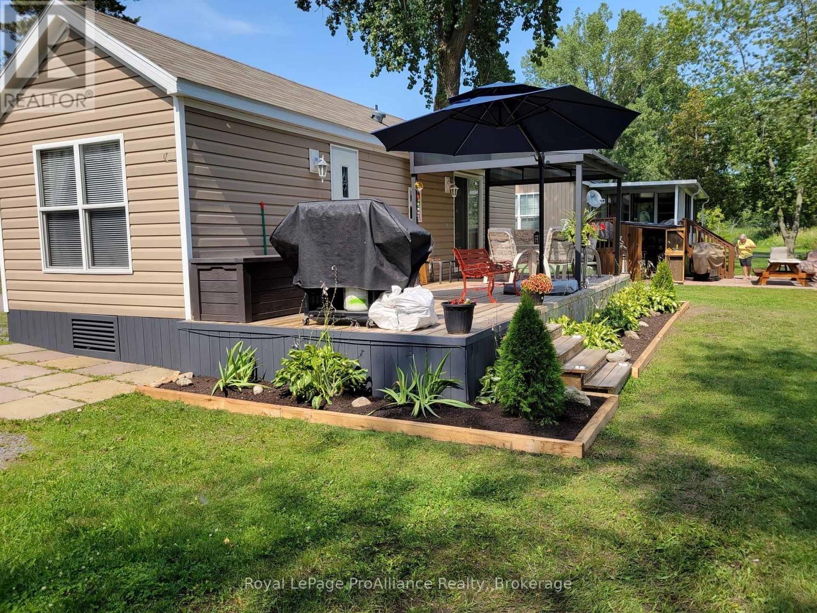 Bayside Lane, Prince Edward County, ON photo 2
