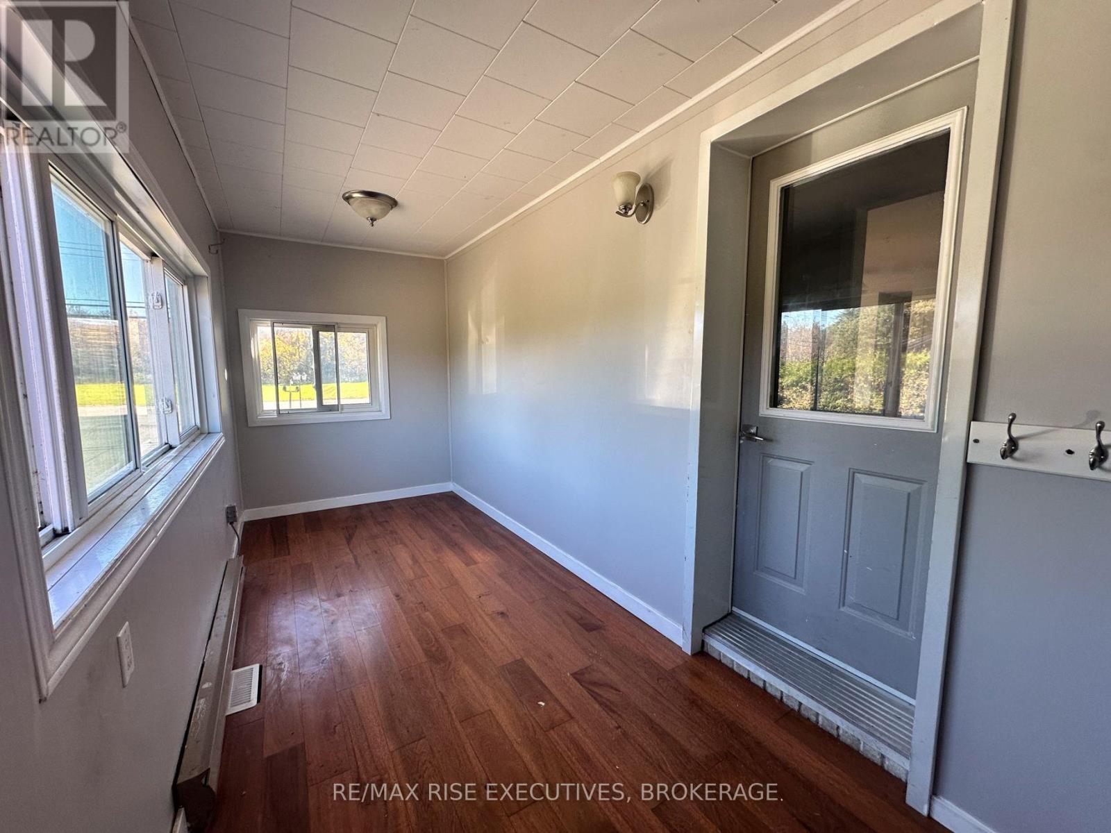 3502 County Road 27 photo 2