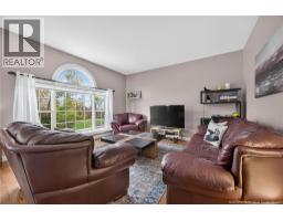 24 Hillside Lane, photo 3