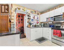 1135 K Avenue S, Saskatoon, SK S7M2G4 Photo 11