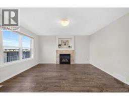 4pc Bathroom - 117 Panora Way Nw, Calgary, AB T3K0R4 Photo 11