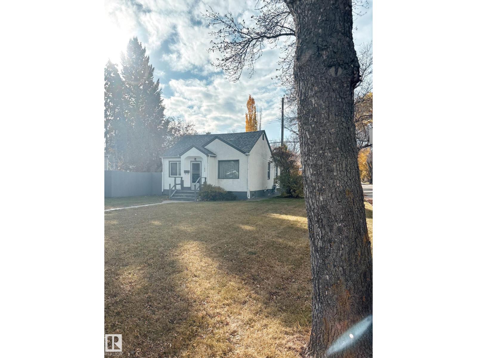 11448 65 ST NW, Edmonton — photo 2