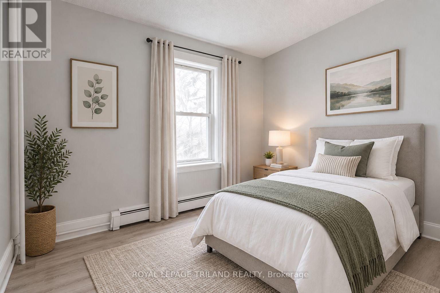 425 Mckenzie Unit 3 photo 4