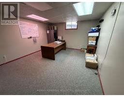 3261 Petawawa Boulevard, Petawawa, ON K8H1X8 Photo 16