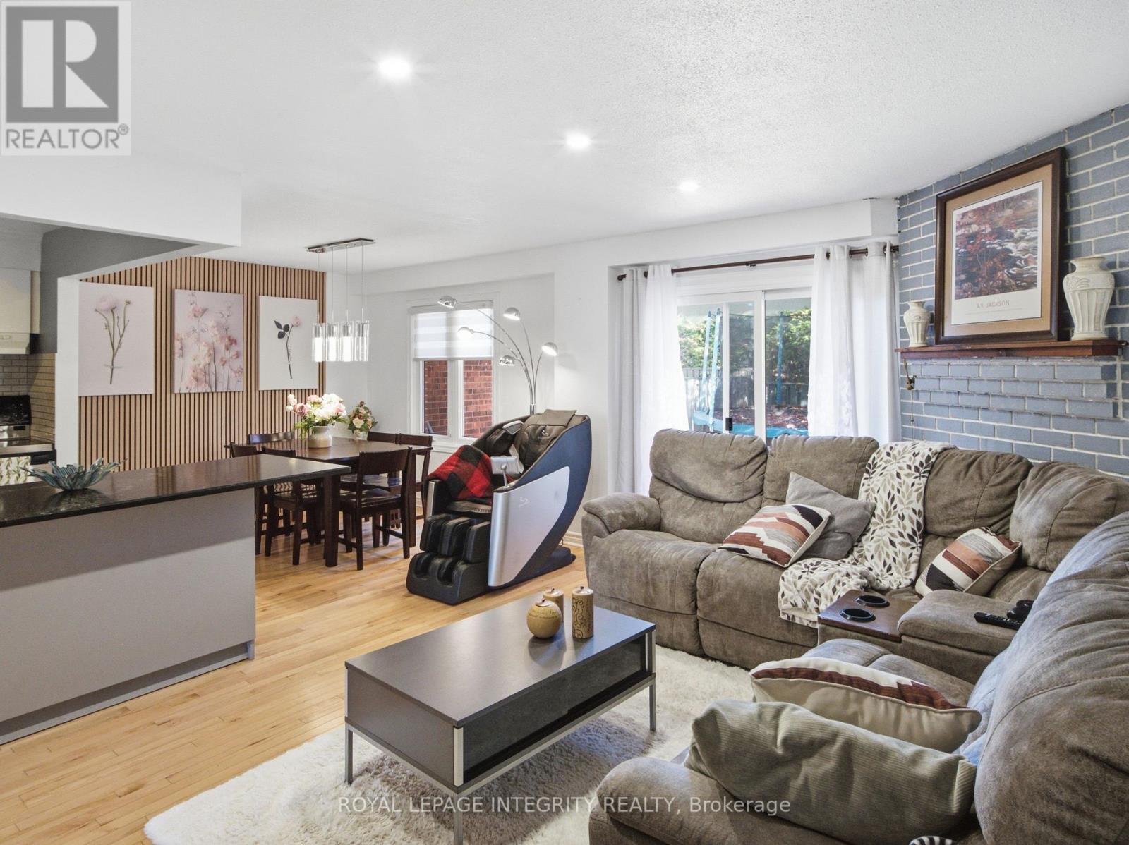 Open living and dining, made to gather