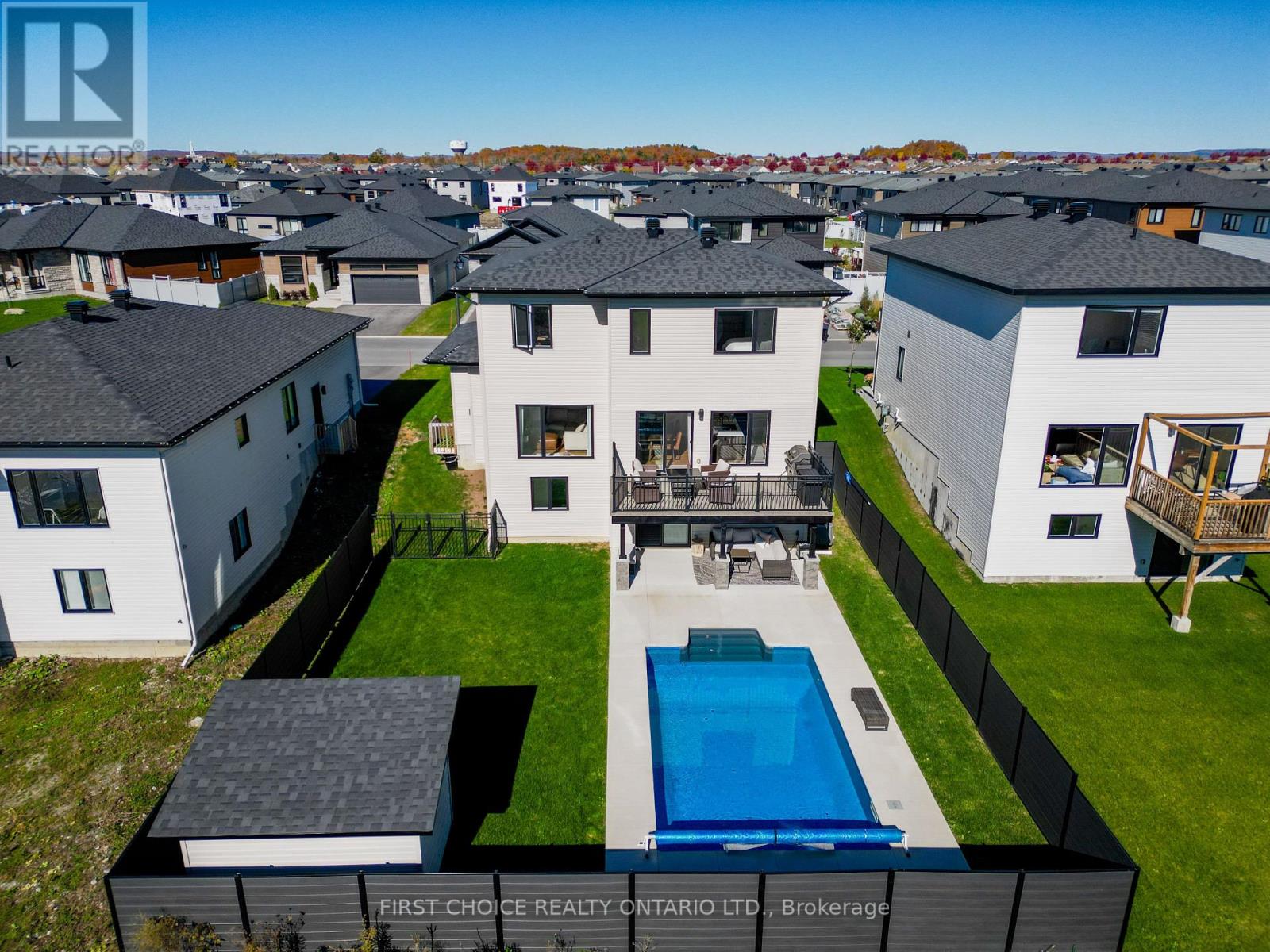 Spectacular new heated salt water in-ground pool