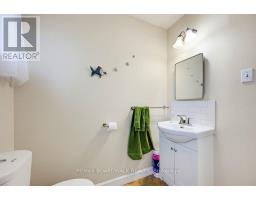 Bedroom 2 - 29 Southpark Drive, Ottawa, ON K1B3B8 Photo 16