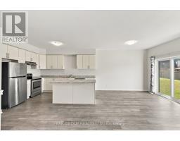 21 Barker Parkway, Thorold, ON L2V0B7 Photo 6
