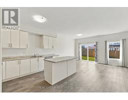 21 Barker Parkway, Thorold, ON L2V0B7 Photo 8