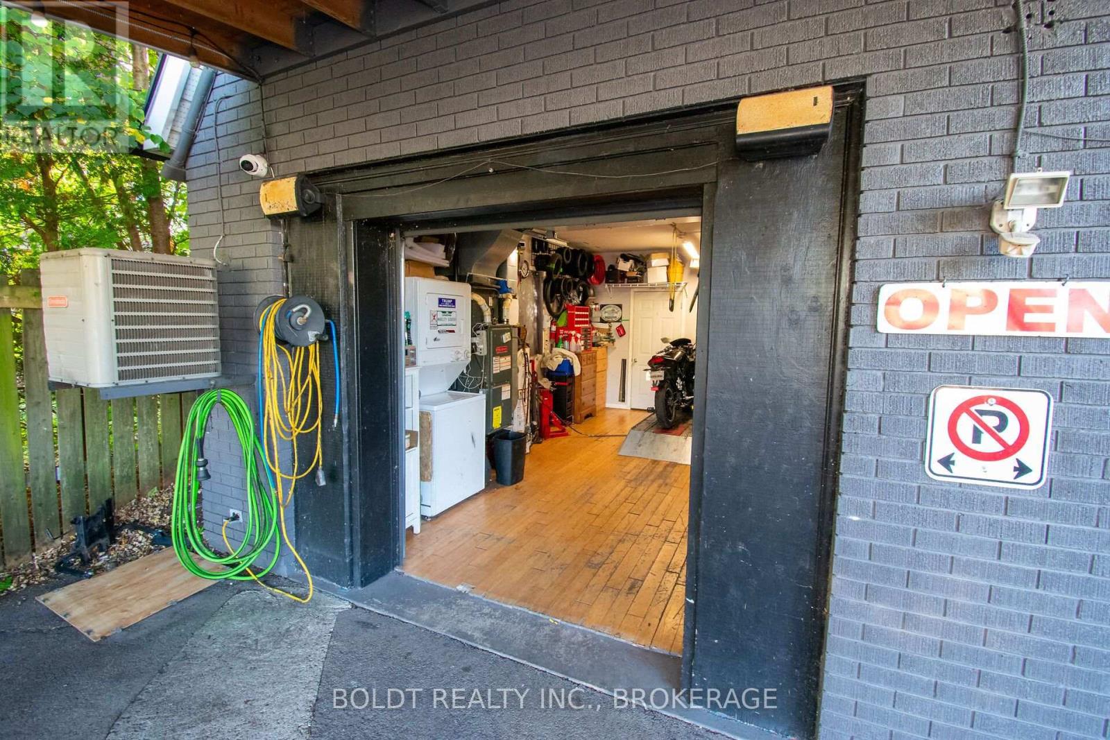 7004 Lundys photo 5