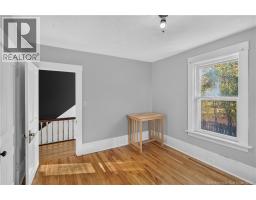 28 Dufferin Street, photo 16