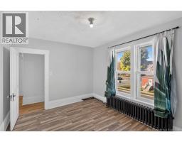 28 Dufferin Street, photo 19