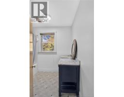 28 Dufferin Street, photo 22