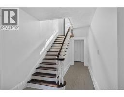 28 Dufferin Street, photo 3