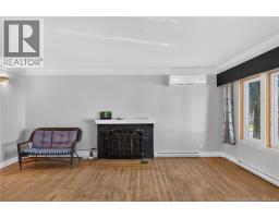 28 Dufferin Street, photo 4