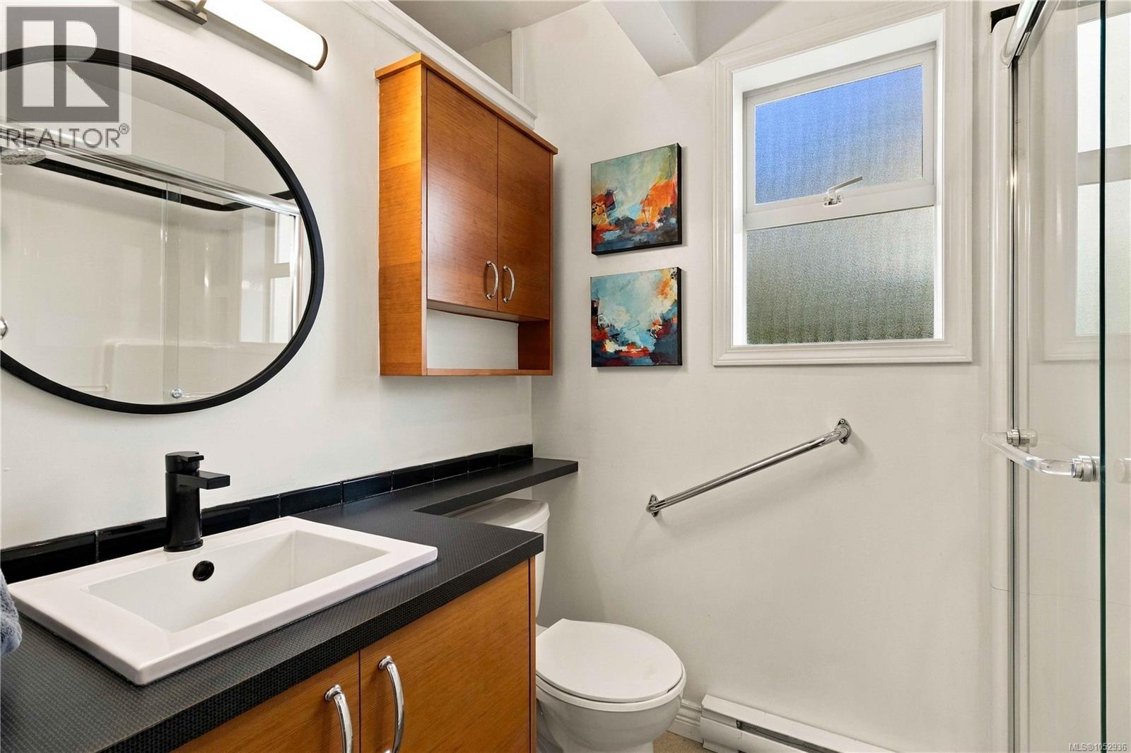  10189 West Saanich Road, North Saanich