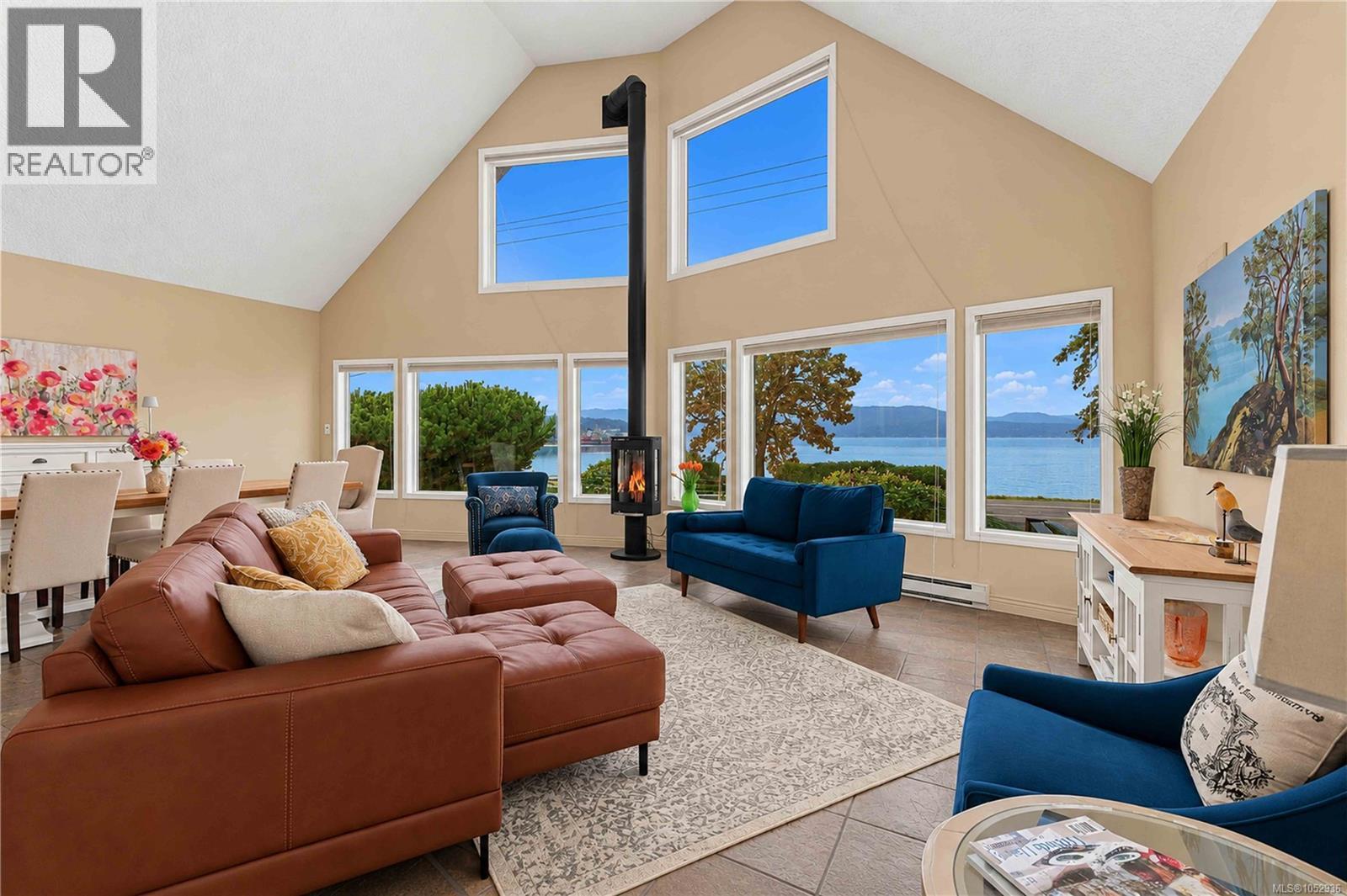  10189 West Saanich Road, North Saanich