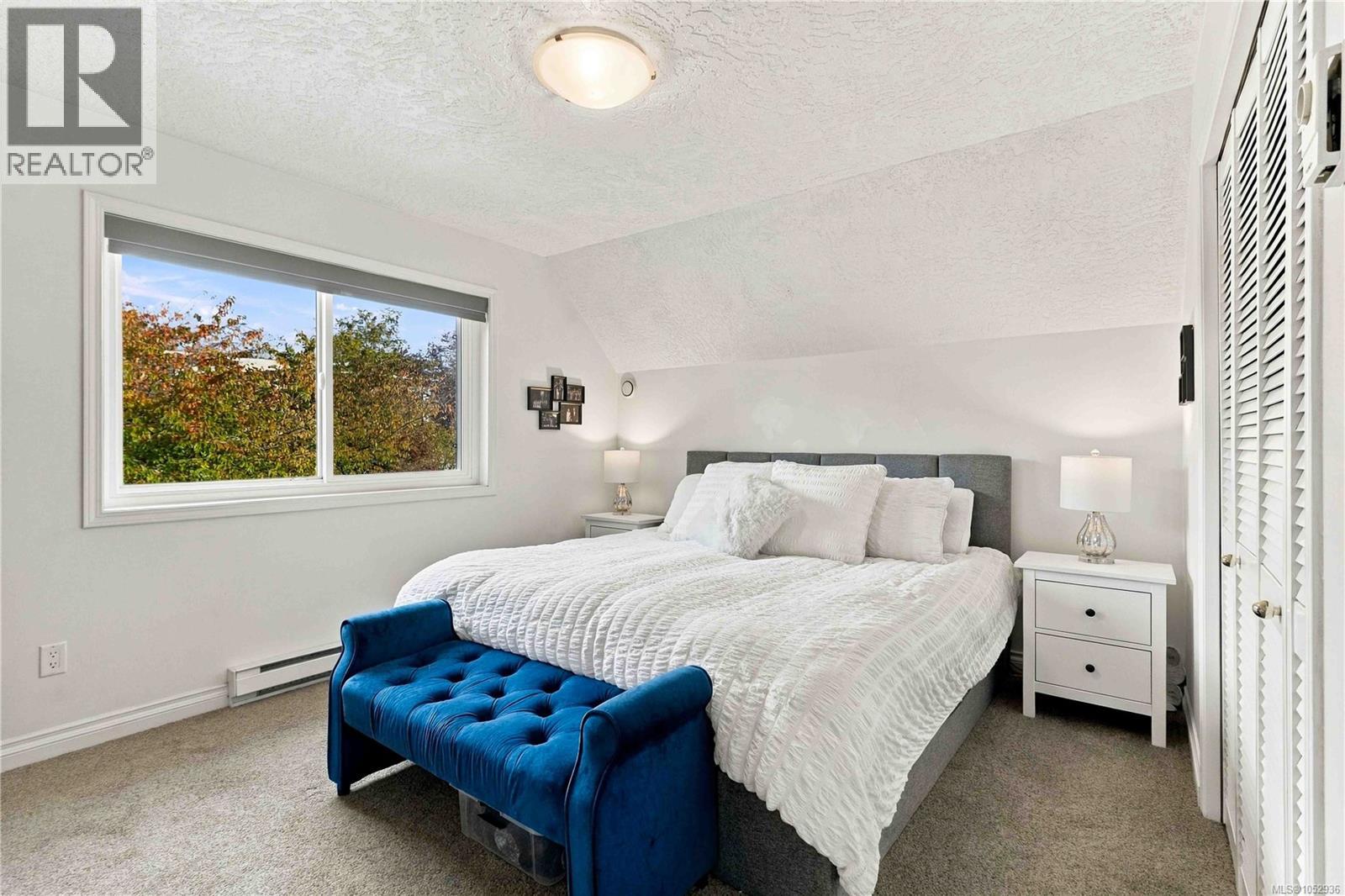  10189 West Saanich Road, North Saanich