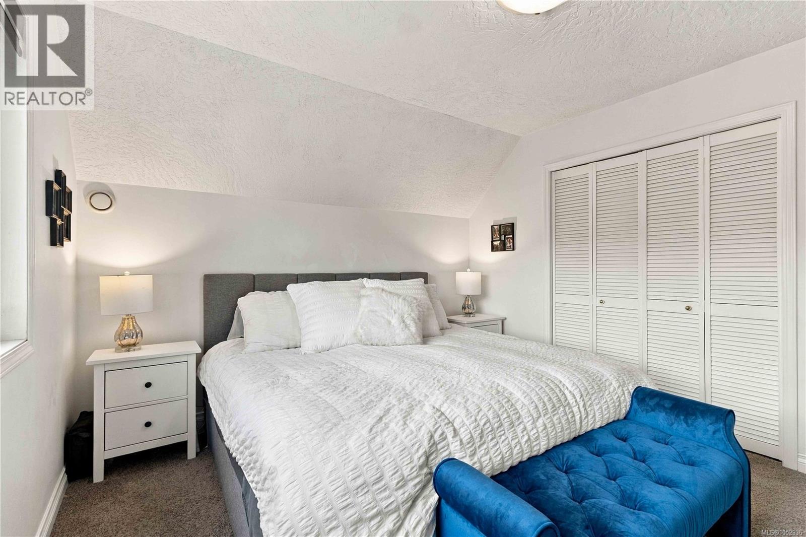 10189 West Saanich Road, North Saanich