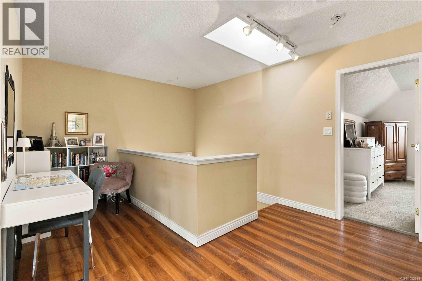  10189 West Saanich Road, North Saanich