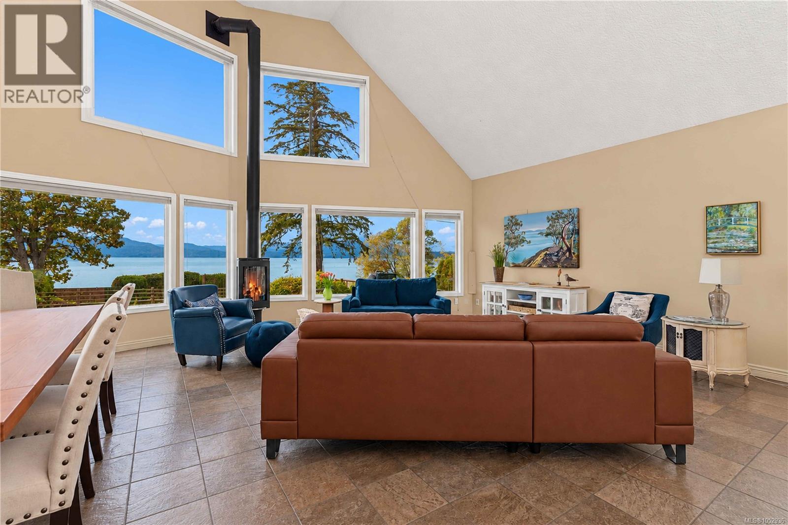  10189 West Saanich Road, North Saanich