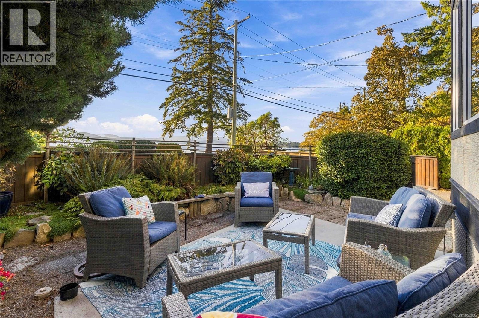 10189 West Saanich Road, North Saanich