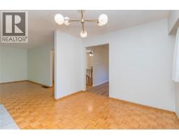 Bedroom - 955 Doumac Ave, Saanich, BC V8Y1M5 Photo 11