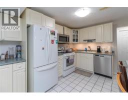 955 Doumac Ave, Saanich, BC V8Y1M5 Photo 39