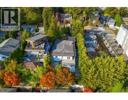 955 Doumac Ave, Saanich, BC V8Y1M5 Photo 53