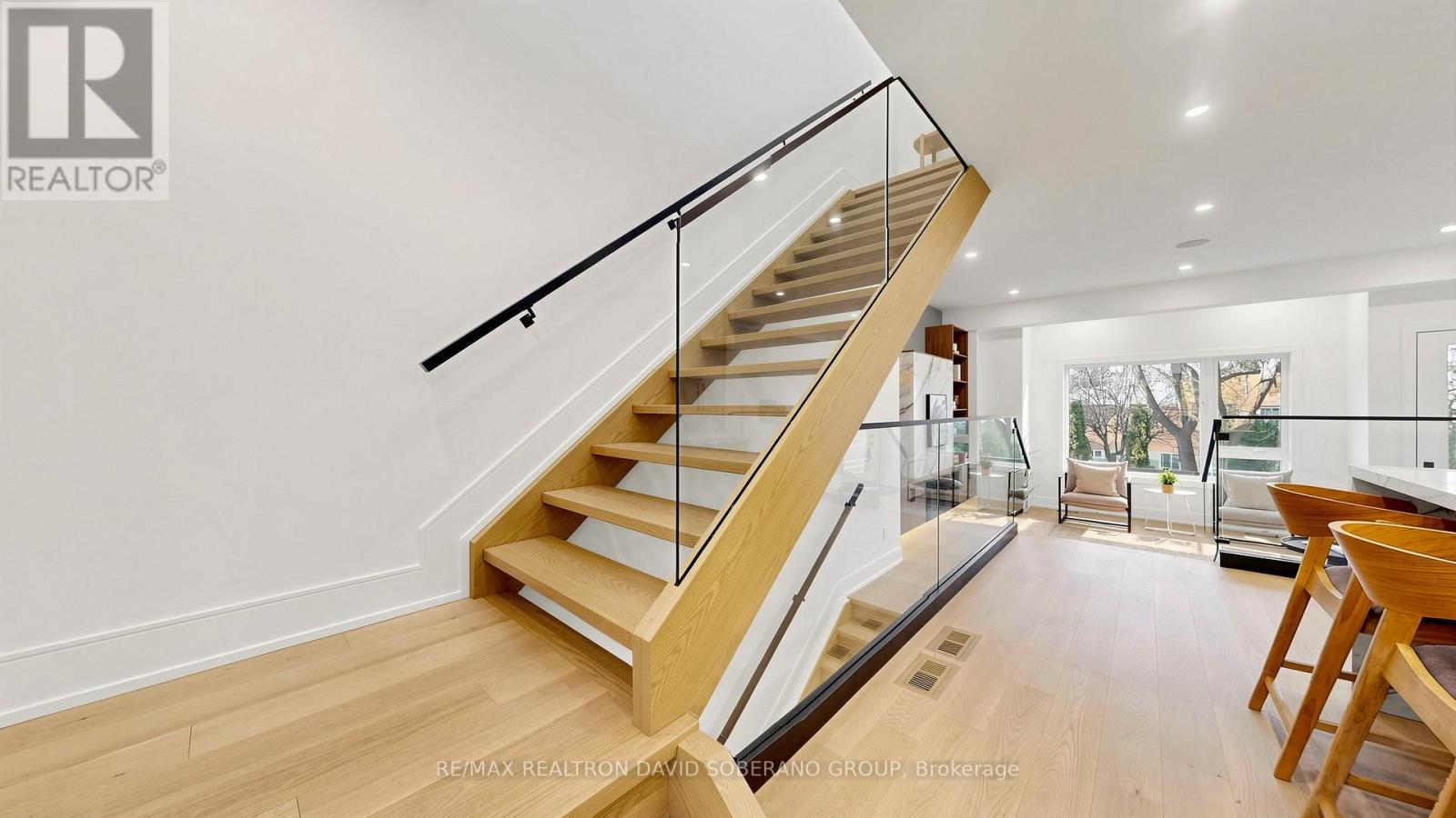 22 Verwood Avenue, Toronto, ON photo 24
