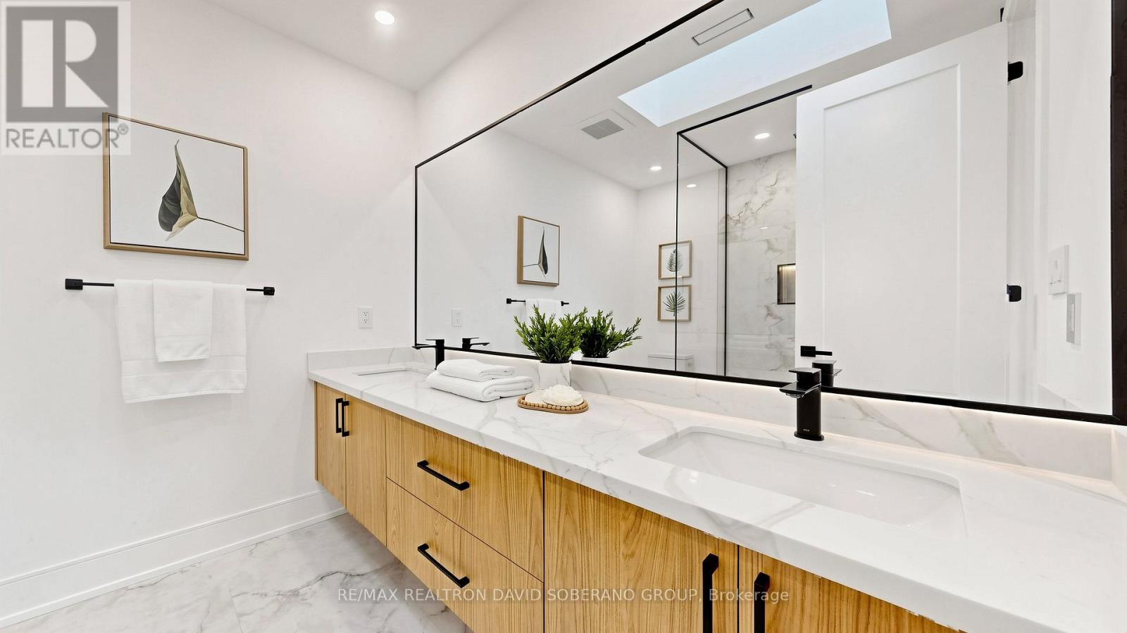 22 Verwood Avenue, Toronto, ON photo 29