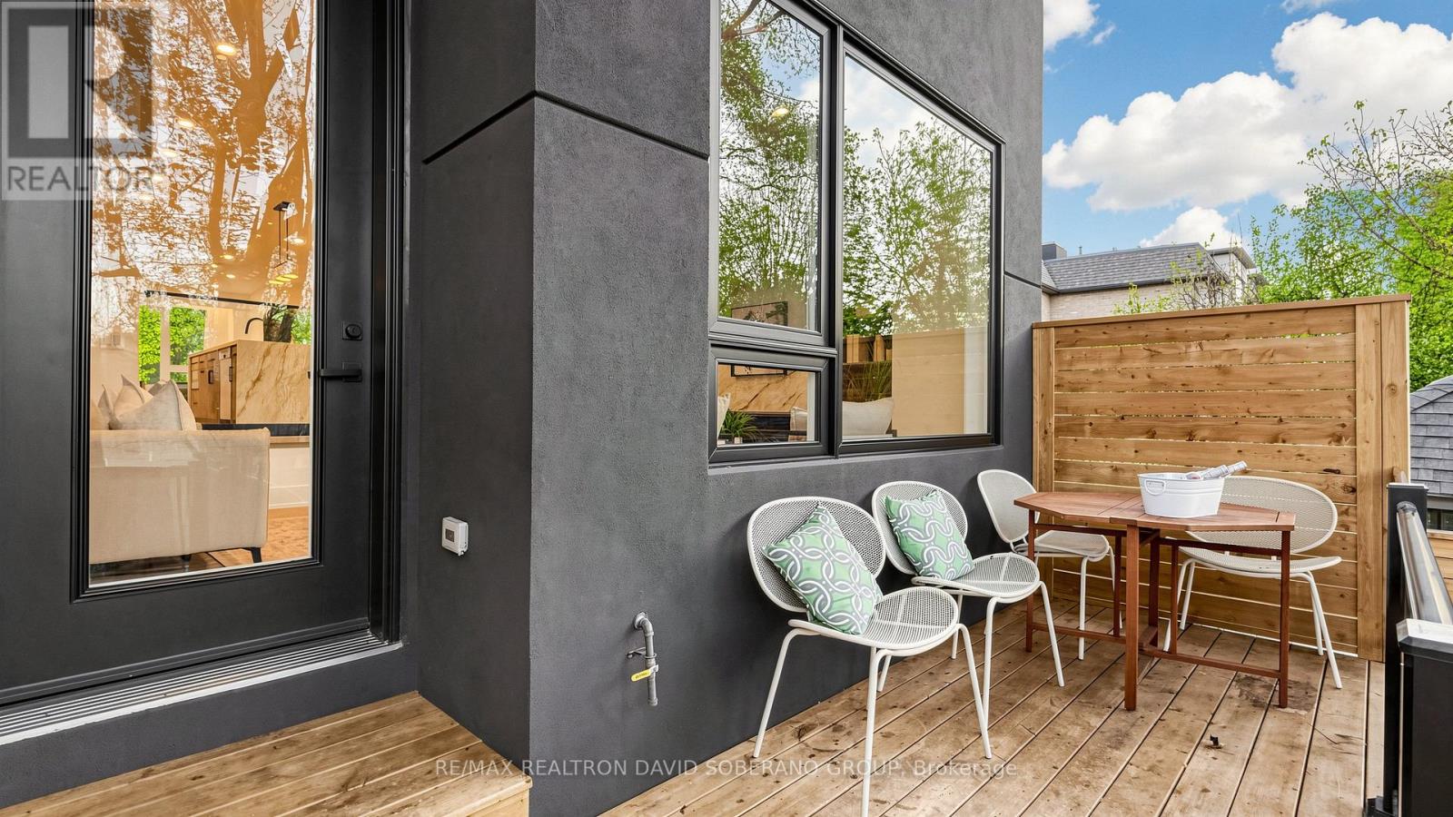 22 Verwood Avenue, Toronto, ON photo 45