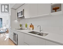 302 - 128 Pears Avenue, Toronto, ON M5R0A9 Photo 10