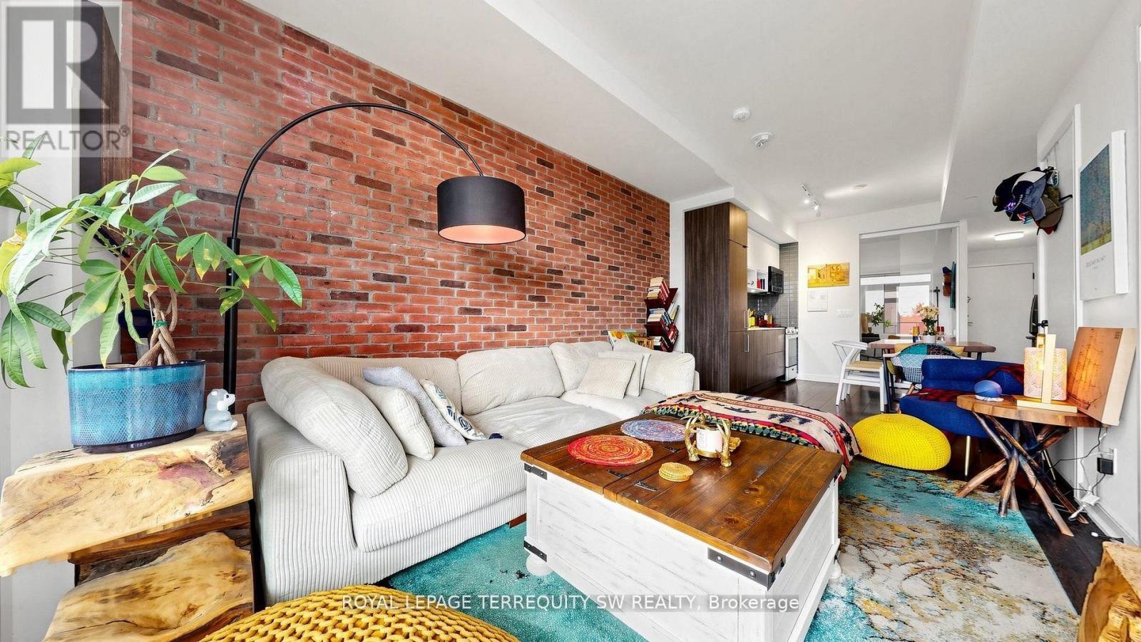 S338 - 35 ROLLING MILLS ROAD, Toronto (Waterfront Communities) — photo 4