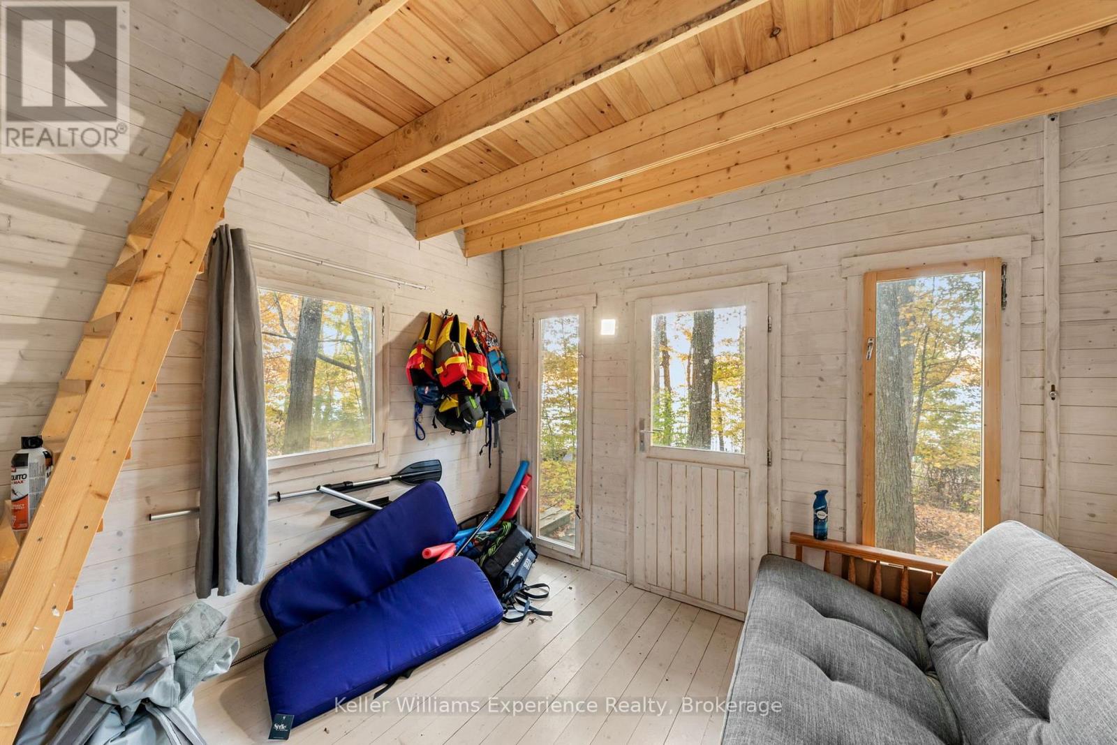 21 Lakeview Crescent, Tiny photo 36