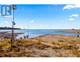 948 Dorcas Bay Road, Northern Bruce Peninsula, ON N0H2R0 Photo 37