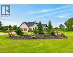 Family room - 2064 River Road, Cayuga, ON N0A1E0 Photo 7