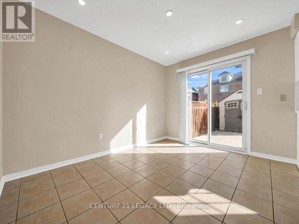 13 Seed Court, Brampton, ON photo 15