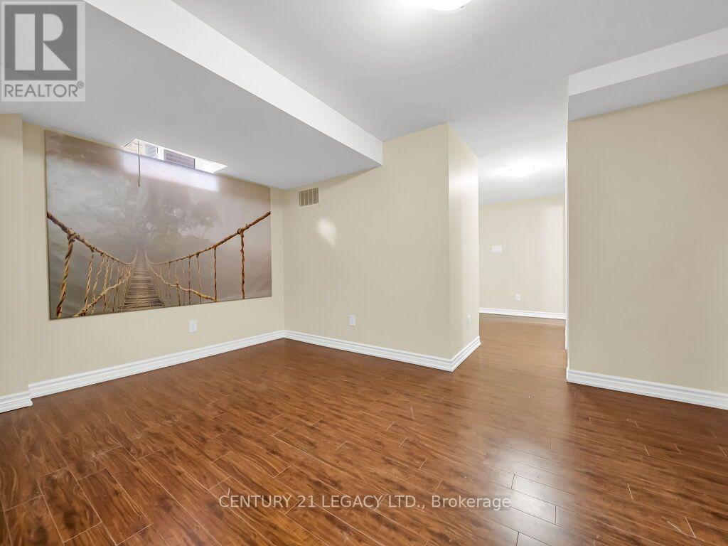 13 Seed Court, Brampton, ON photo 37