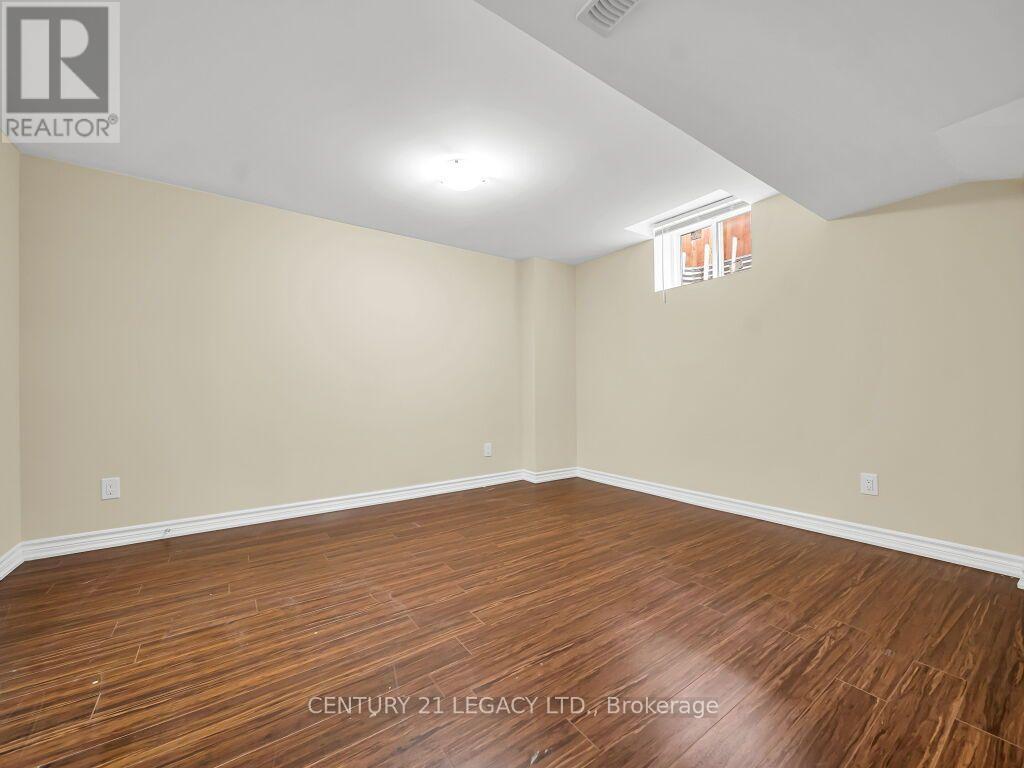 13 Seed Court, Brampton, ON photo 38